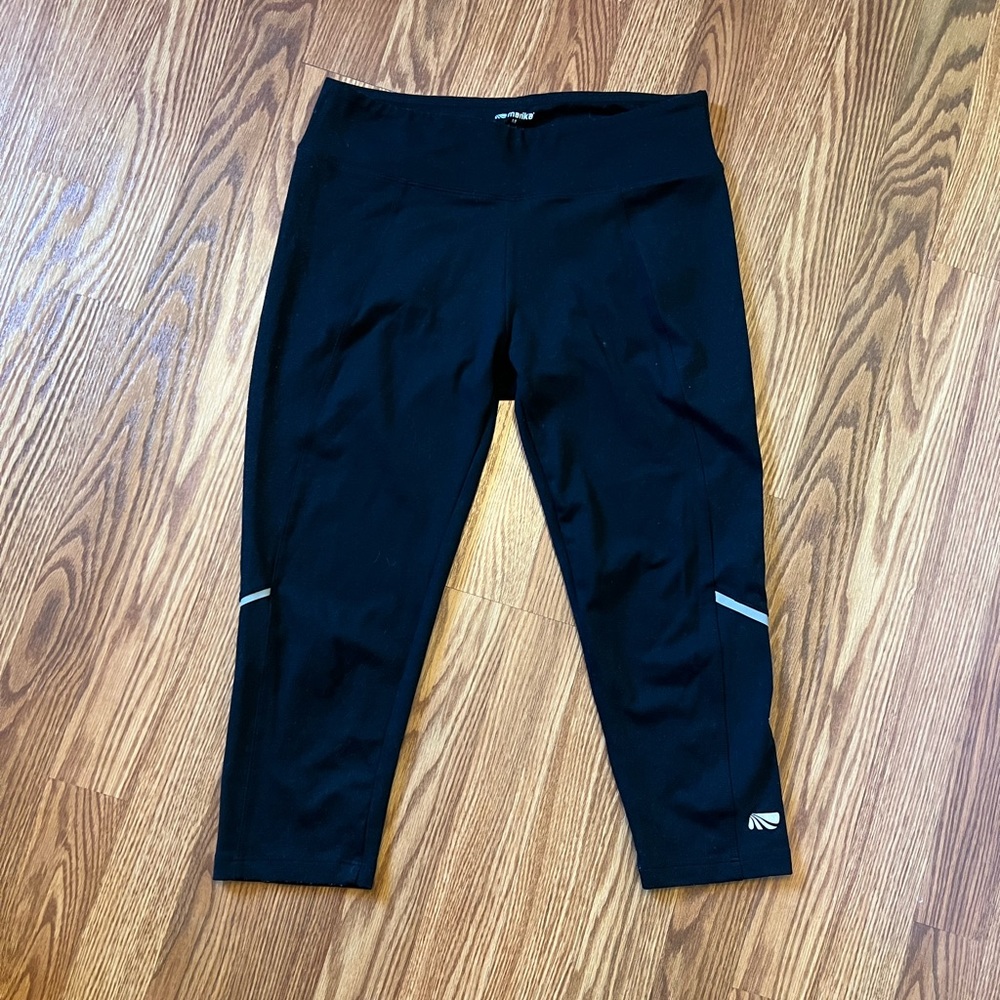 Marika Capri Legging